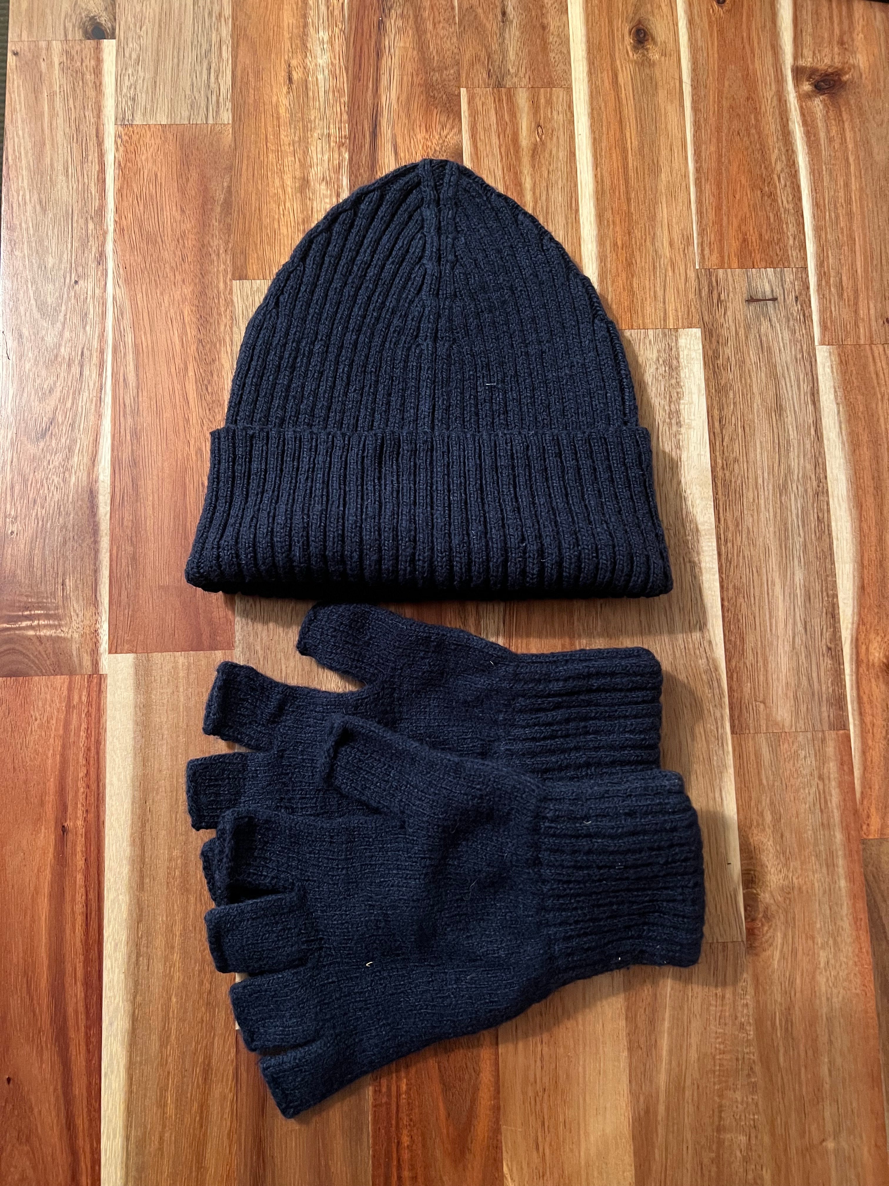 DPSCo single source wool beanie and gloves combo